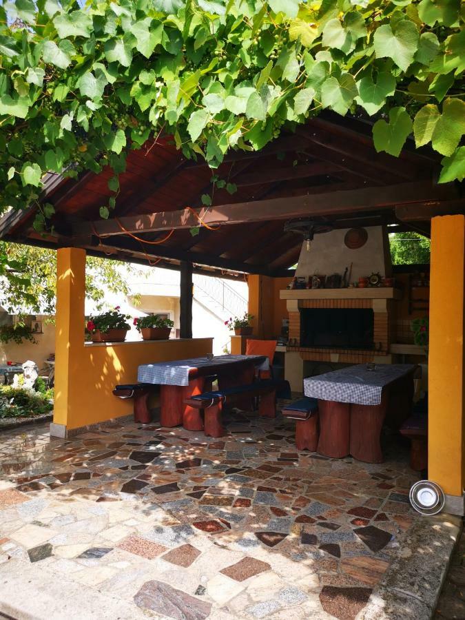 Guest House Surina Rupa Экстерьер фото